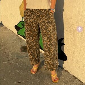 Le Bon Shoppe Arc Pants in Leopard, Size Small